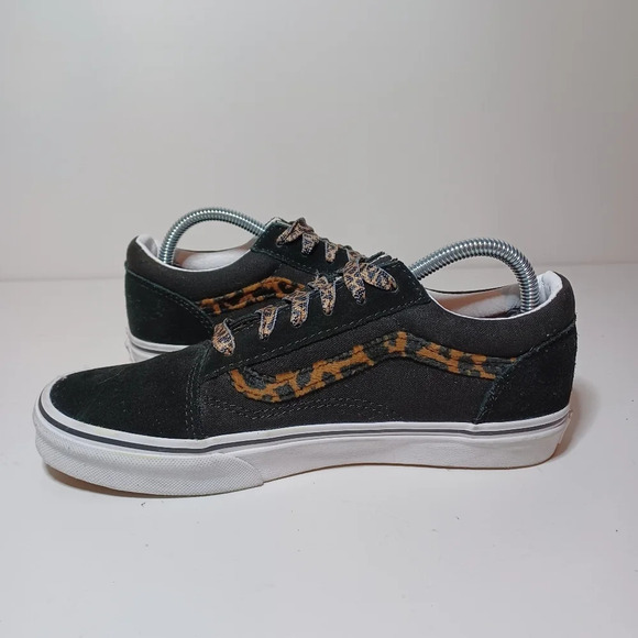 VANS OFF THE WALL OLD SKOOL GIRLS KIDS BLACK CHETAH SUEDE SKATER SHOES SIZE 5 KI - Picture 3 of 9